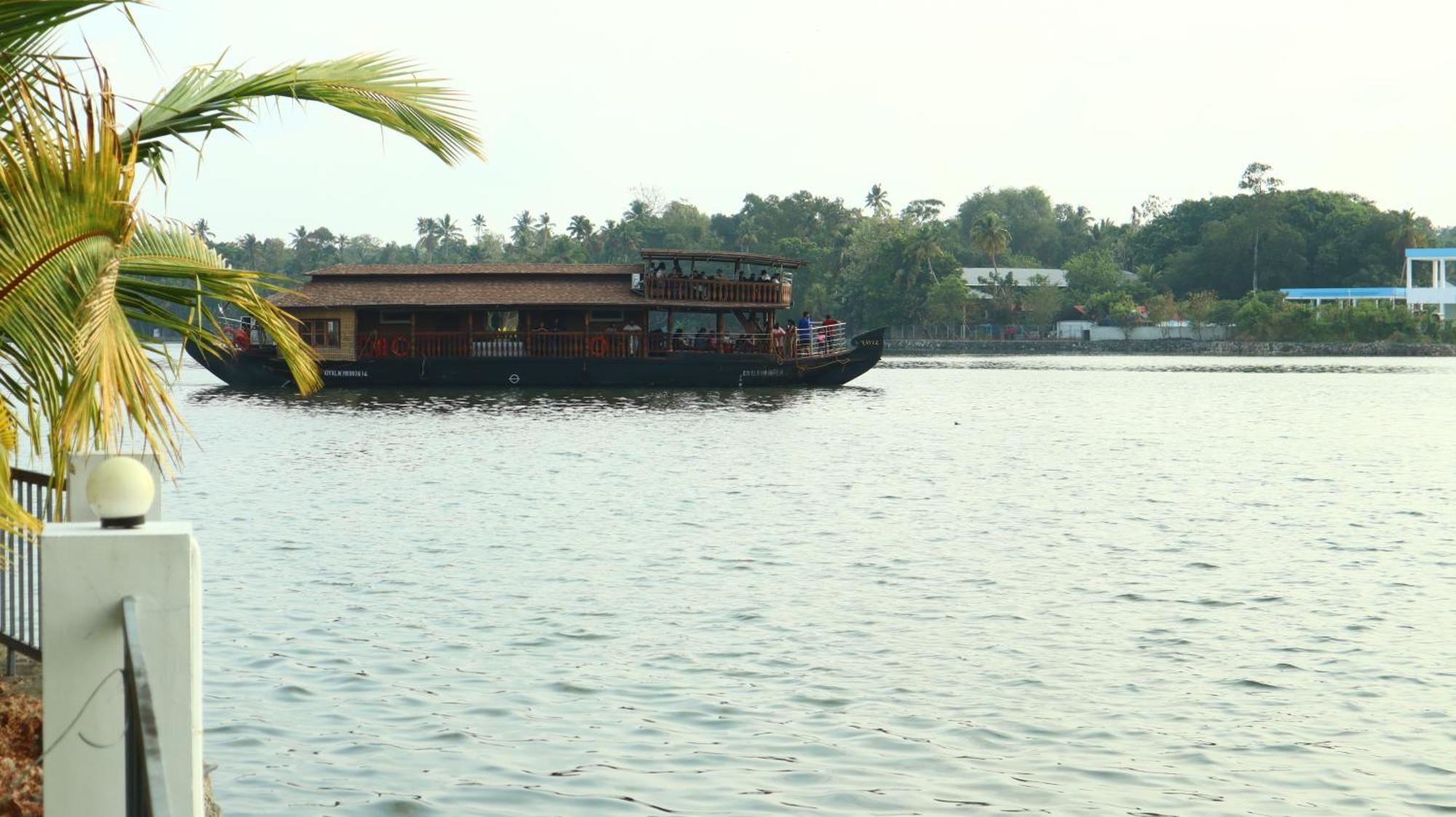 Ripples Service Villas Kollam Exterior foto